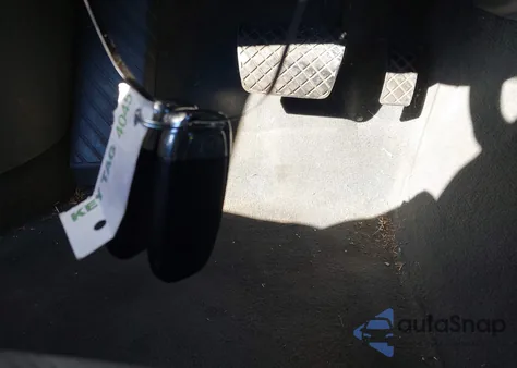 2016 Audi A5 2.0T Premium z USA, uszkodzony, nr VIN WAUM2AFH9GN005853